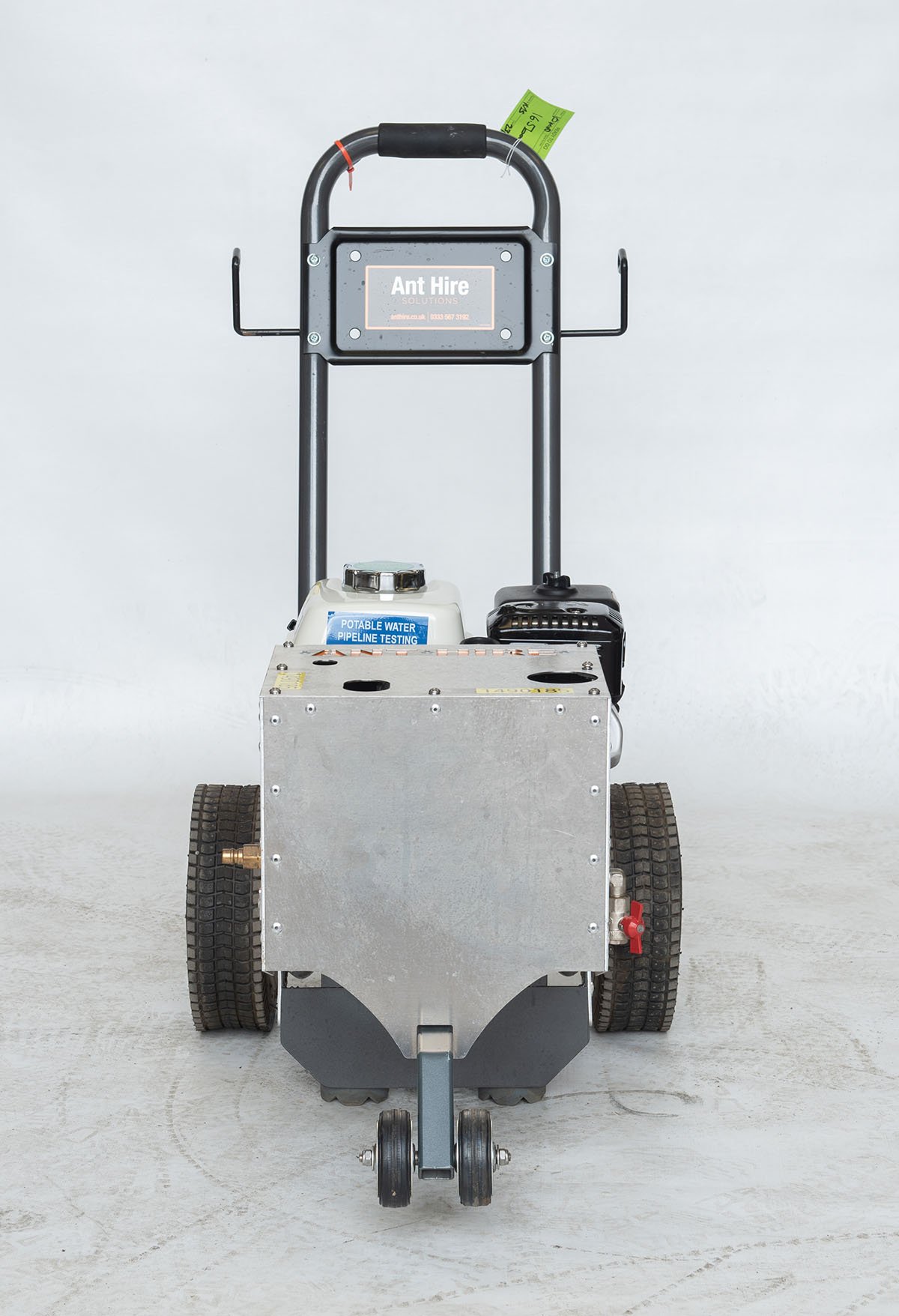 Pump for the 10-minute pressure test